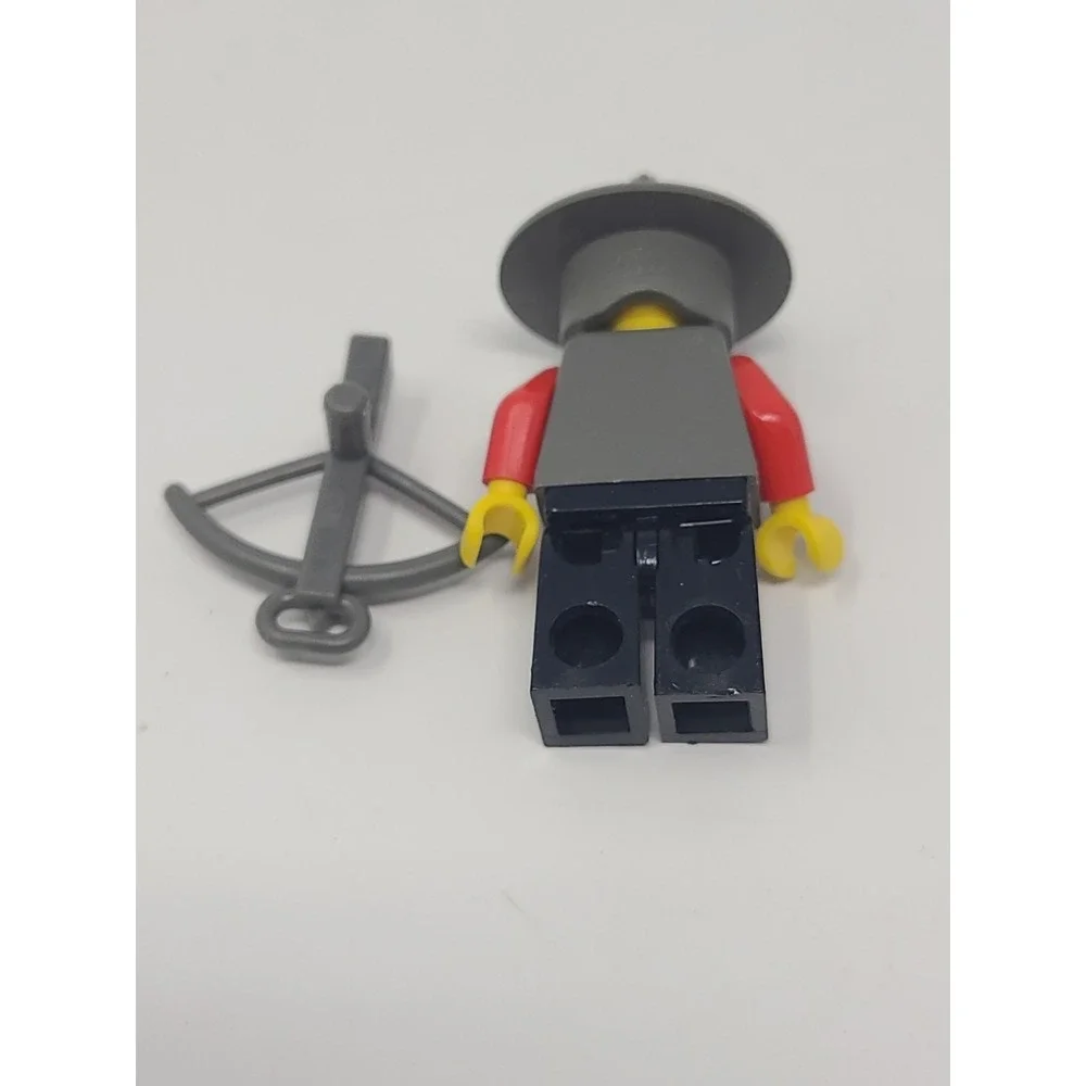 Vintage LEGO Minifig Lot: Knight, Bandit, Alpha Team - Picture 5 of 12